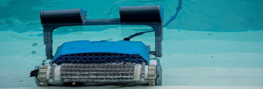 nettoyer-sa-piscine-sans-efforts-en-utilisant-un-robot-electrique